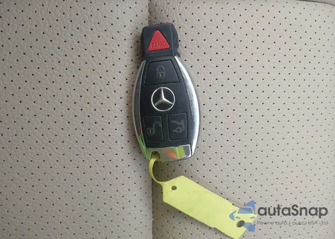 2013 Mercedes-Benz C 300 Luxury 4Matic/Sport 4Matic из США, поврежденный, VIN WDDGF8ABXDR259100